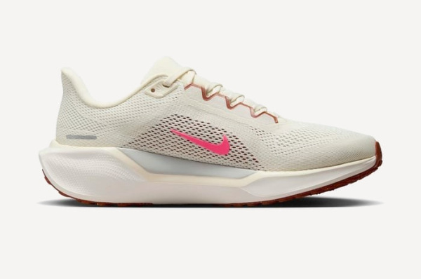 Кроссовки AIR ZOOM PEGASUS 41 Ws (RU 39.5 EU 40.5 USw 9 СМ 25; coconut milk/photon dust/sail/hot punch)